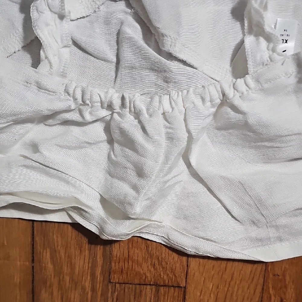 RVCA Ivory Ruffled Crop Top - Picture 8 of 8